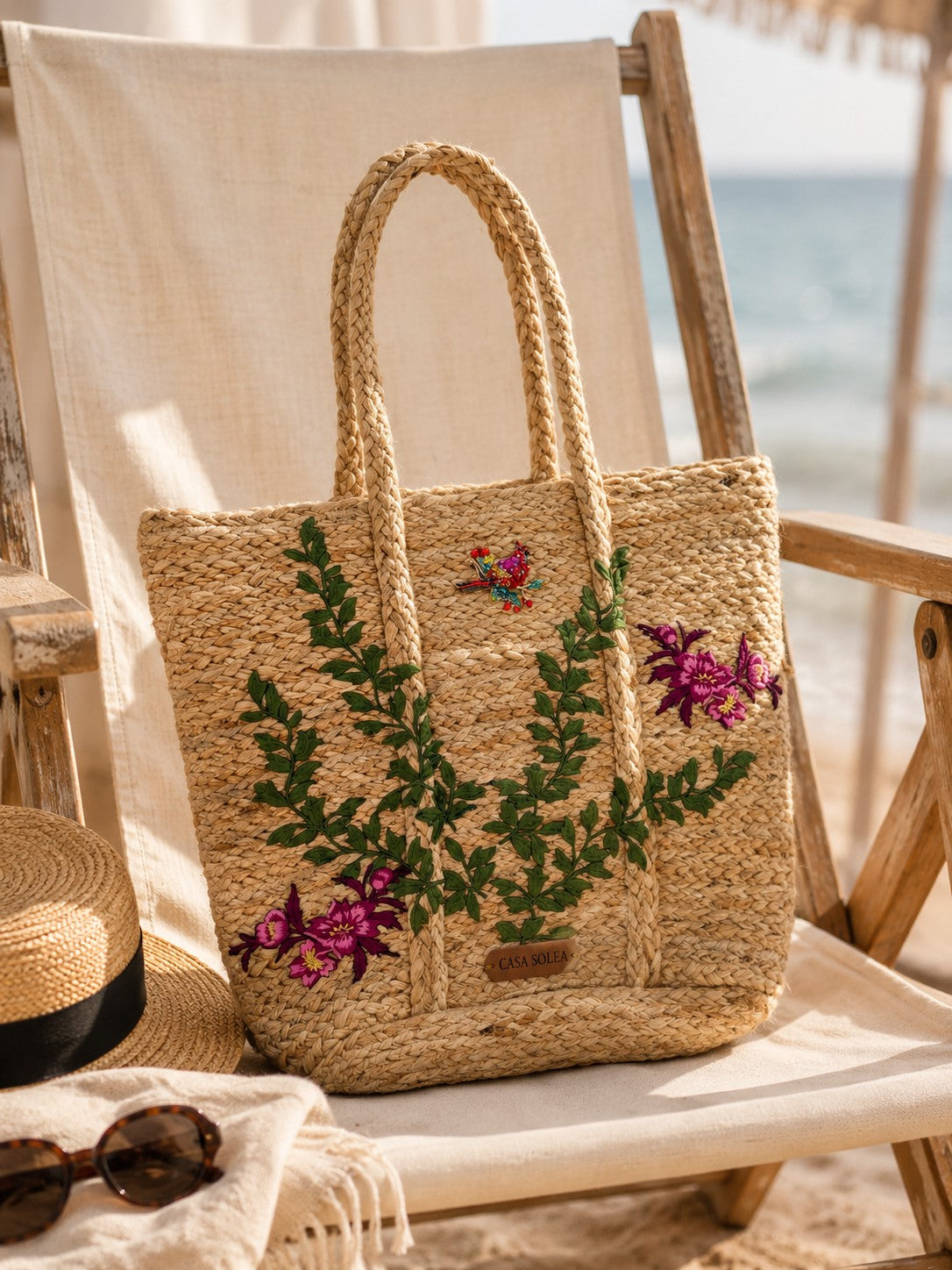 Botanical Bliss Straw Tote